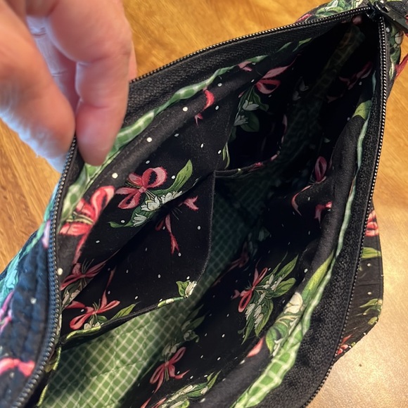 Vera Bradley Vintage Pattern - Picture 4 of 7